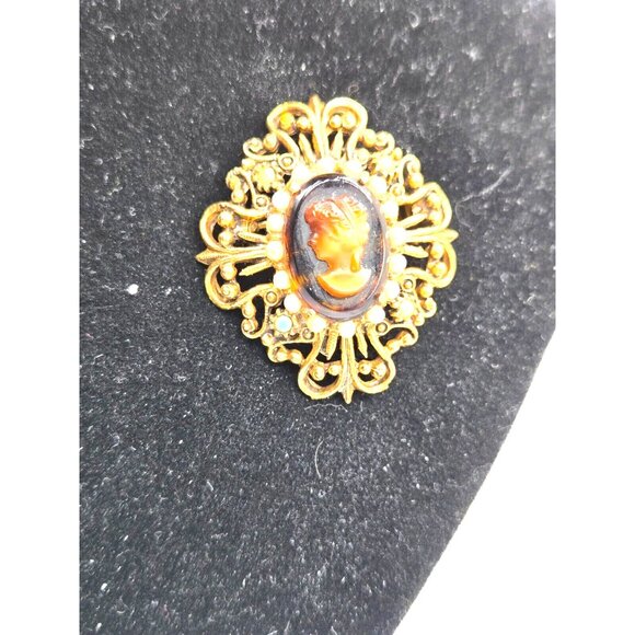 Vintage Florenza signed Gold Tone Filigree Pearl Cameo Brooch - Picture 8 of 9